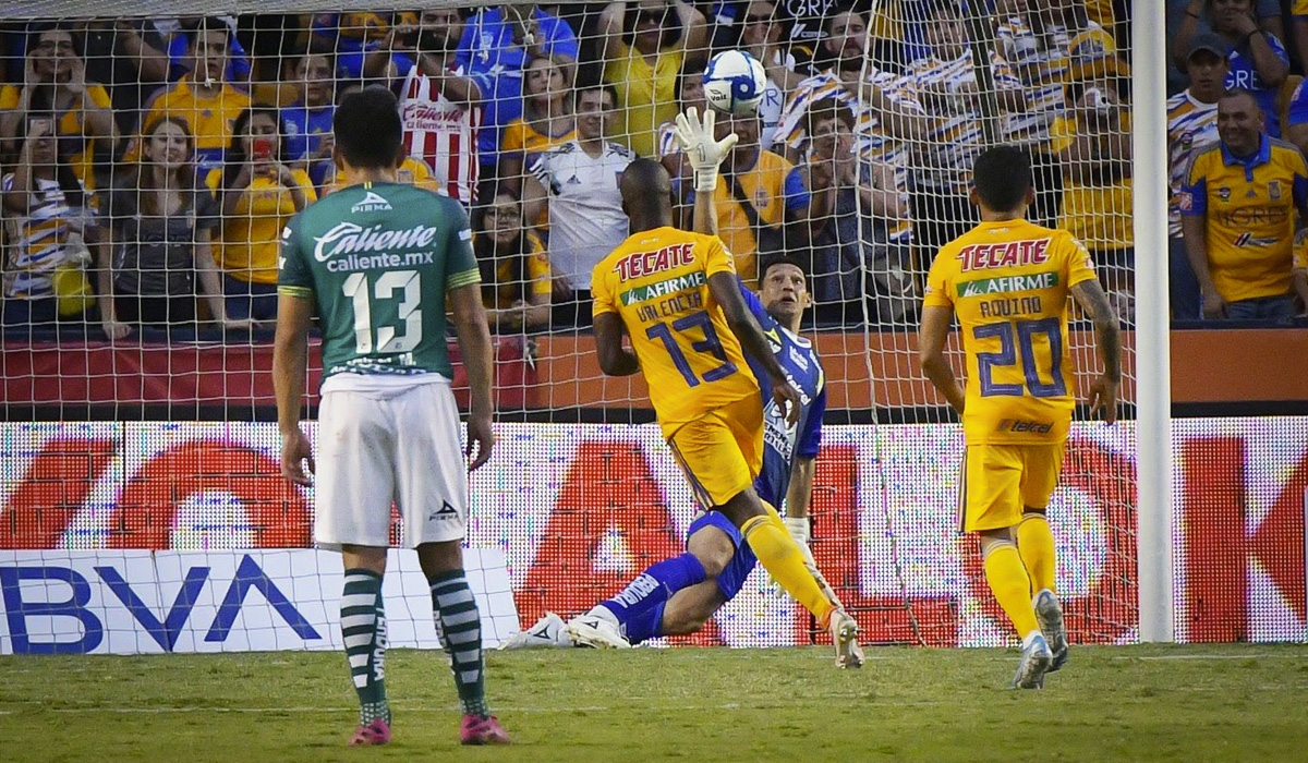 rodolfo cota club leon