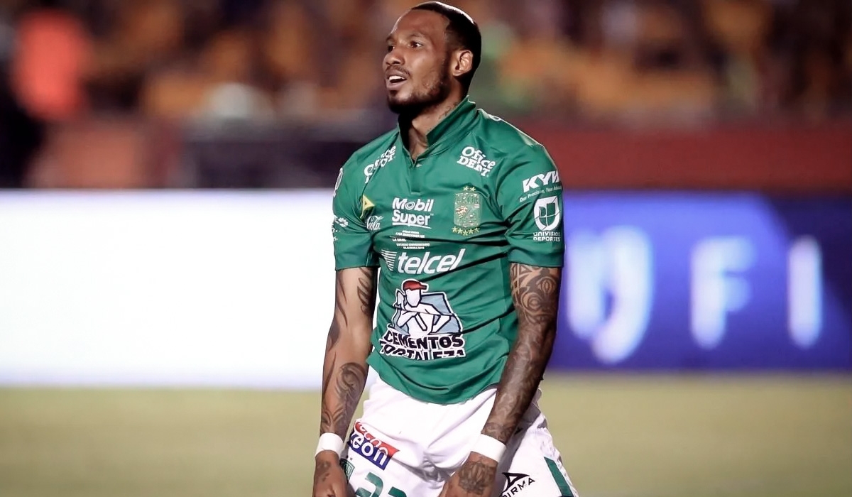 vinicio angulo leon tigres
