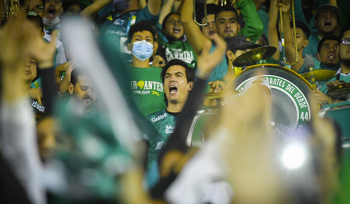 nacho gonzalez club leon tribuna