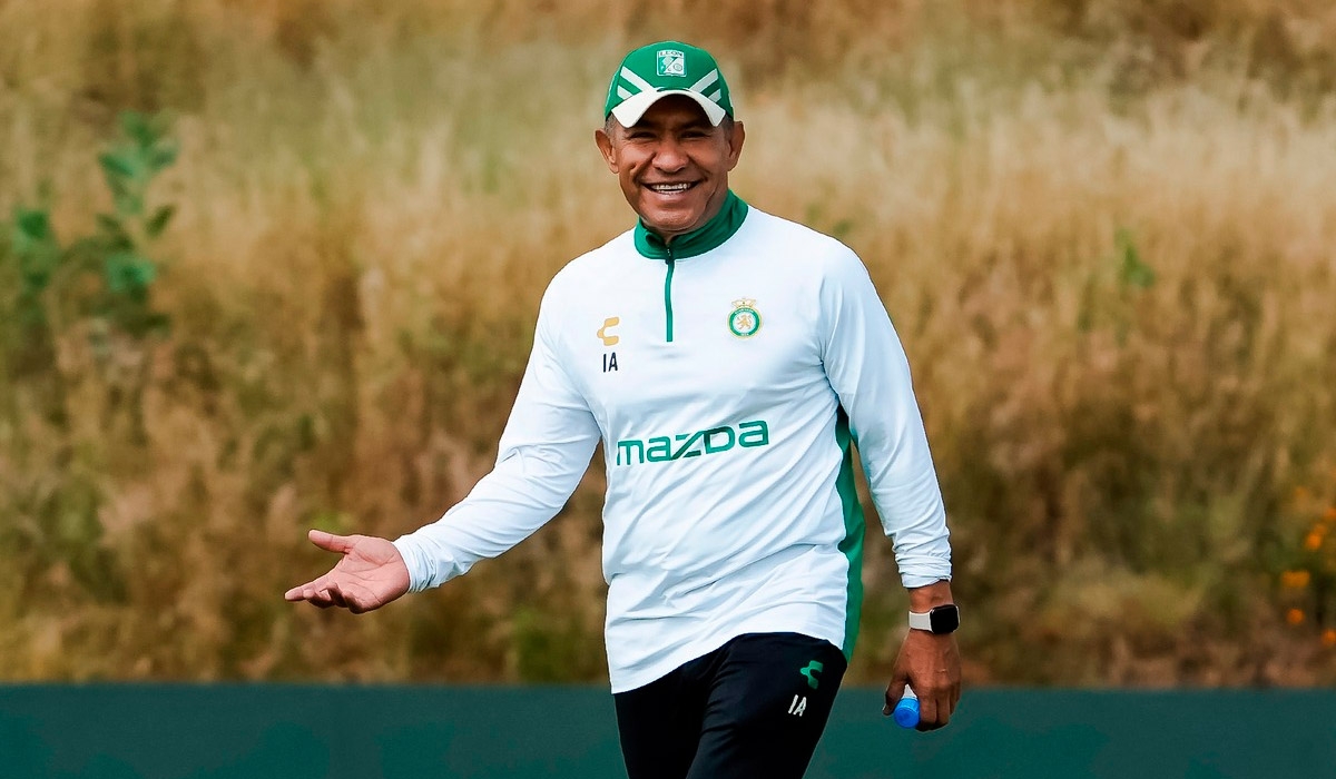 nacho ambriz club leon