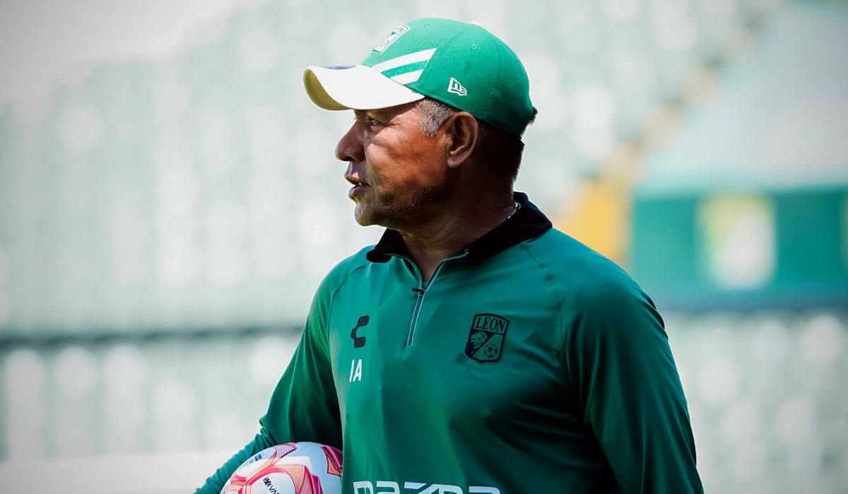 nacho ambriz club leon
