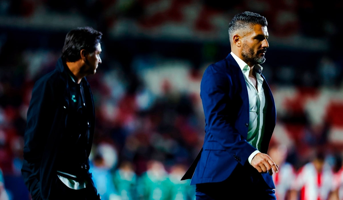 club leon javier gandolfi