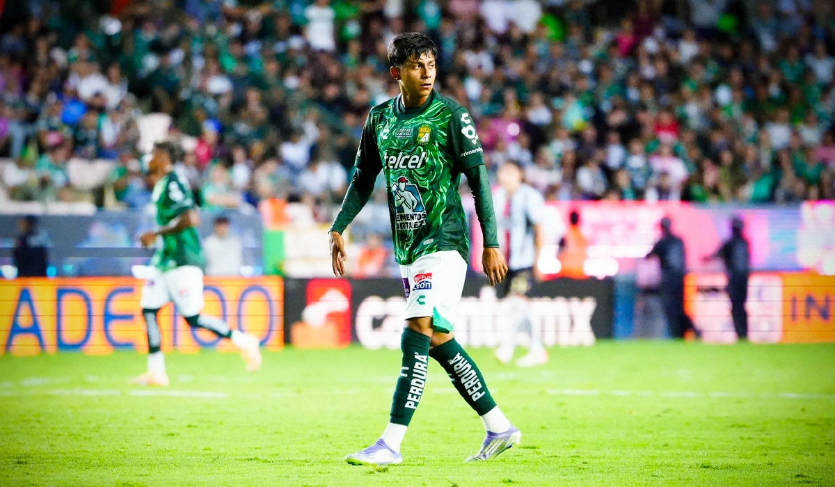 luis valadez club leon debut