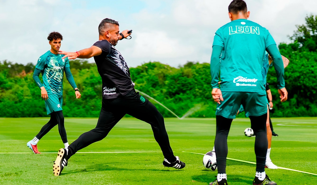 club leon banca